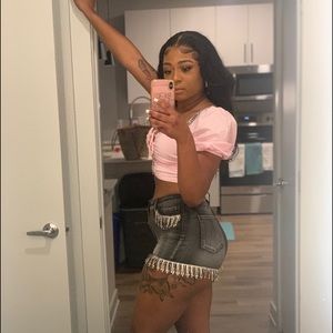 Hey Sis, enjoy shopping at Divine Beautique.